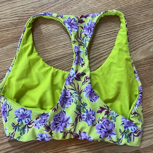 Beach Riot Sports Bra - Picture 2 of 3